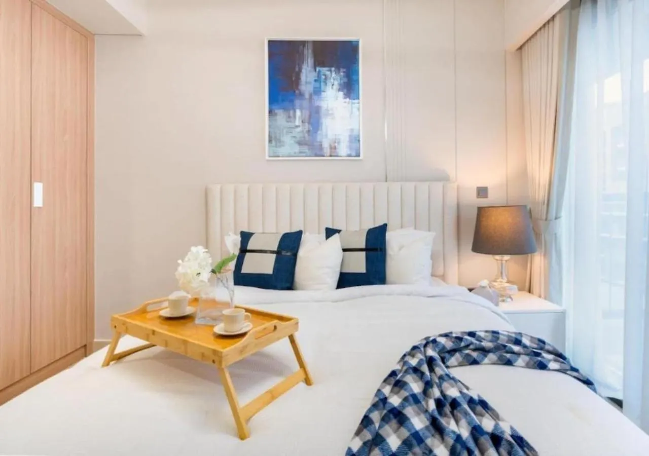 Studio Apartment At Azizi 25 In Central Meydan By Vibel location